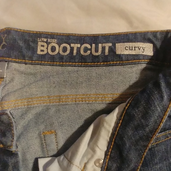 Low rise boot cut NY &Co. Jeans - Picture 3 of 3